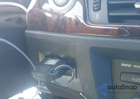 2006 BMW 330Xi из США, поврежденный, VIN WBAVD33526KV64052